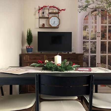카프라롤라 Casa Di Giose Con Garage 아파트 외부 사진